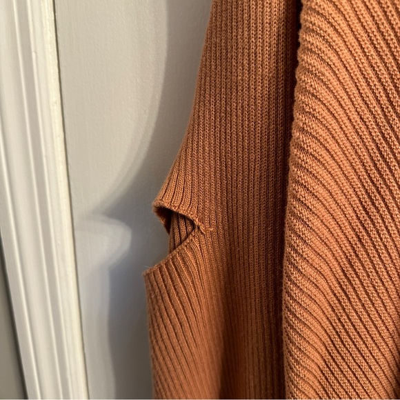 Kittenish Sweater Dress - Picture 3 of 4